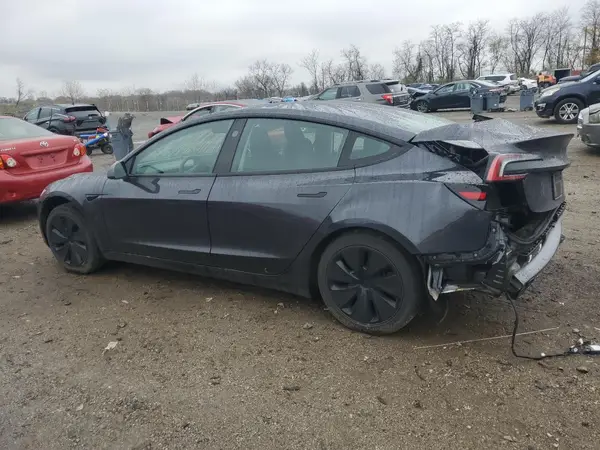 5YJ3E1EA7RF835713 2024 TESLA MODEL 3 - Image 2