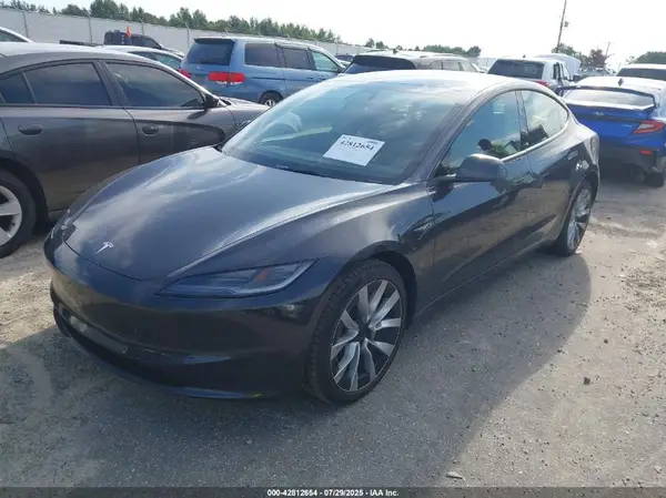 5YJ3E1EA7RF842161 2024 TESLA MODEL 3 - Image 2