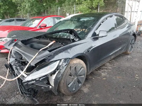 5YJ3E1EA7RF847893 2024 TESLA MODEL 3 - Image 2