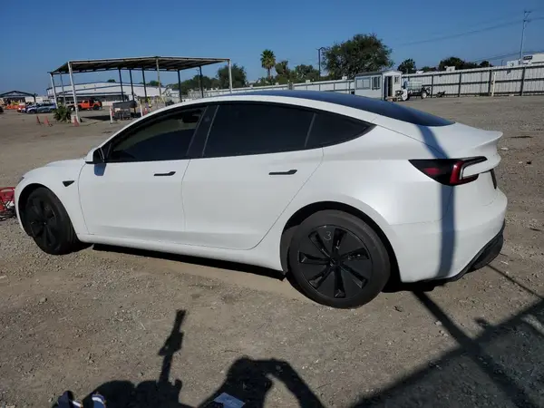 5YJ3E1EA7RF861325 2024 TESLA MODEL 3 - Image 2