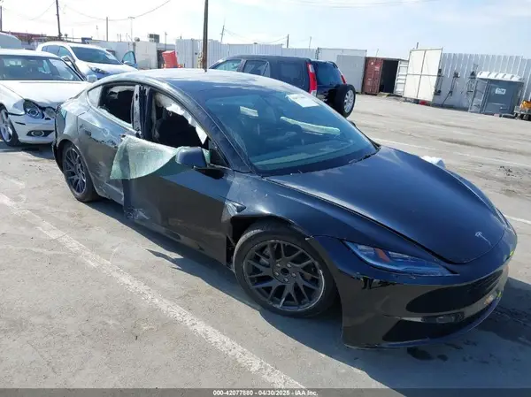 5YJ3E1EA7RF861745 2024 TESLA MODEL 3 - Image 1