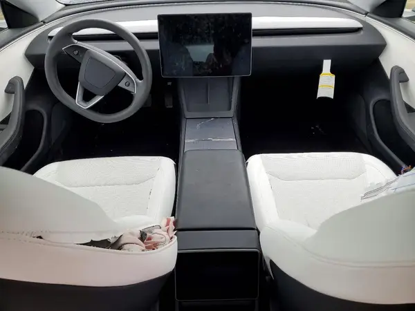 5YJ3E1EA7RF864225 2024 TESLA MODEL 3 - Image 8