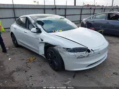 5YJ3E1EA7RF866167 2024 TESLA MODEL 3