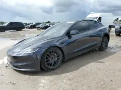 5YJ3E1EA7RF868372 2024 TESLA MODEL 3