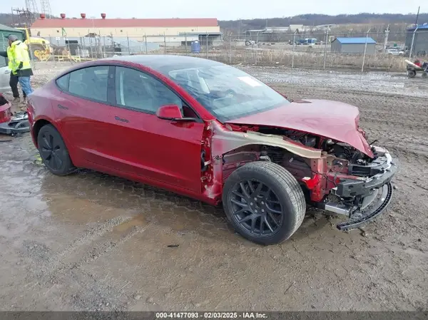 5YJ3E1EA7RF869098 2024 TESLA MODEL 3 - Image 1