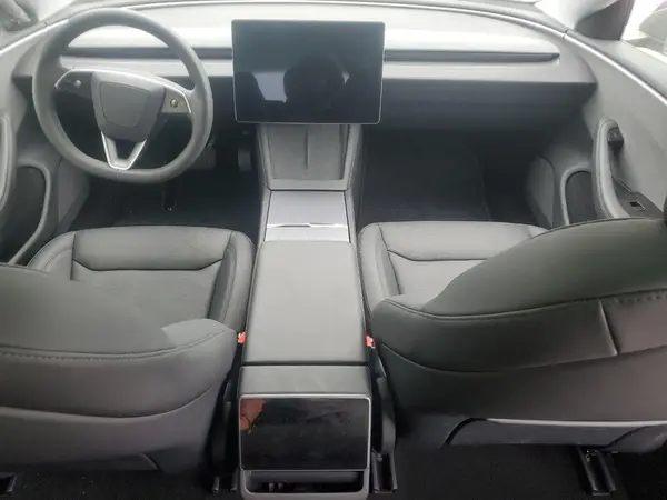 5YJ3E1EA7SF012057 2025 TESLA MODEL 3 - Image 8