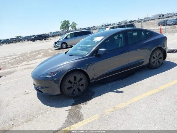 5YJ3E1EA7SF020241 2025 TESLA MODEL 3 - Image 2