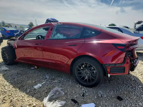 5YJ3E1EA7SF023754 2025 TESLA MODEL 3 - Image 2