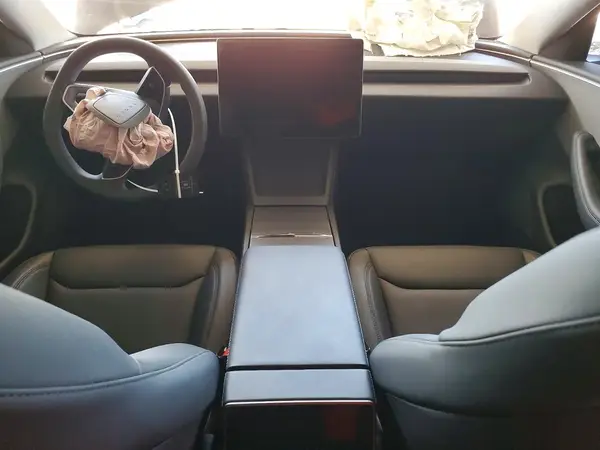 5YJ3E1EA7SF027996 2025 TESLA MODEL 3 - Image 8