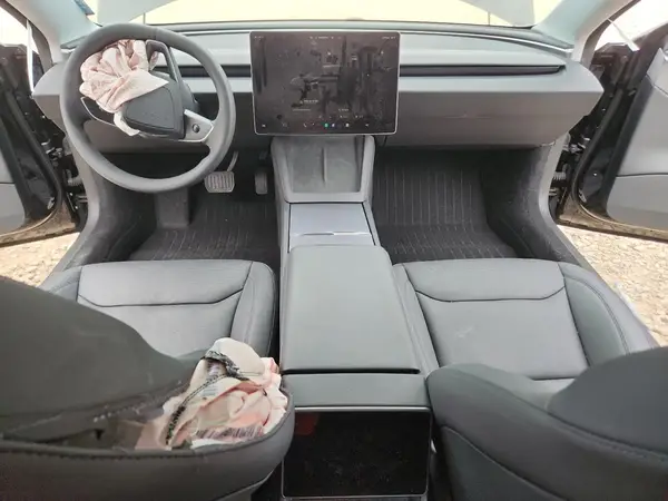 5YJ3E1EA7SF031286 2025 TESLA MODEL 3 - Image 8
