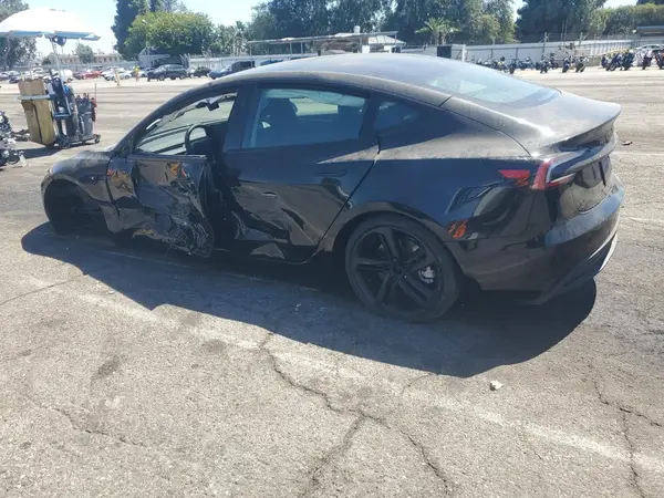5YJ3E1EA7SF031885 2025 TESLA MODEL 3 - Image 2