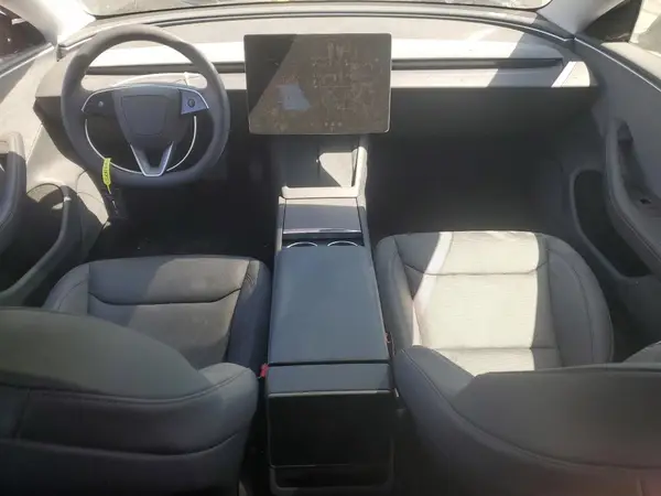 5YJ3E1EA7SF031885 2025 TESLA MODEL 3 - Image 8