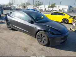5YJ3E1EA7SF033524 2025 TESLA MODEL 3