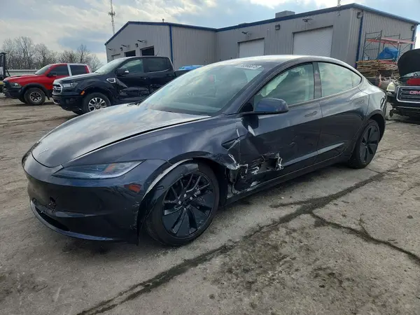 5YJ3E1EA7SF037993 2025 TESLA MODEL 3 - Image 1