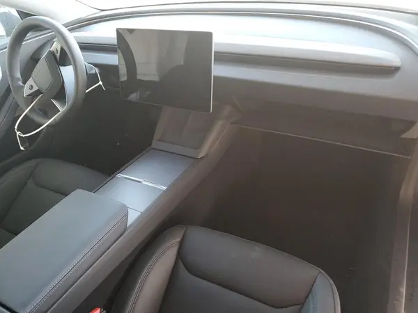 5YJ3E1EA7SF045236 2025 TESLA MODEL 3 - Image 8