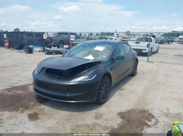 5YJ3E1EA7SF068161 2025 TESLA MODEL 3 - Image 2