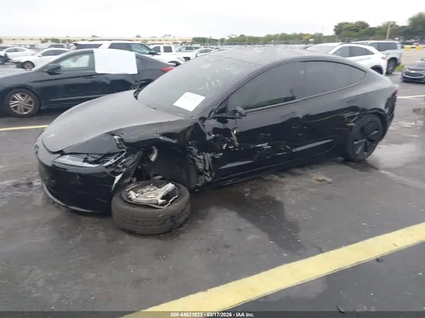 5YJ3E1EA7SF070248 2025 TESLA MODEL 3 - Image 2