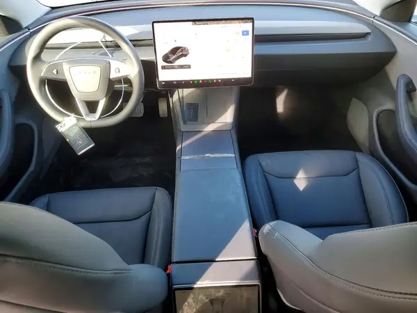 5YJ3E1EA7SF070749 2025 TESLA MODEL 3 - Image 8