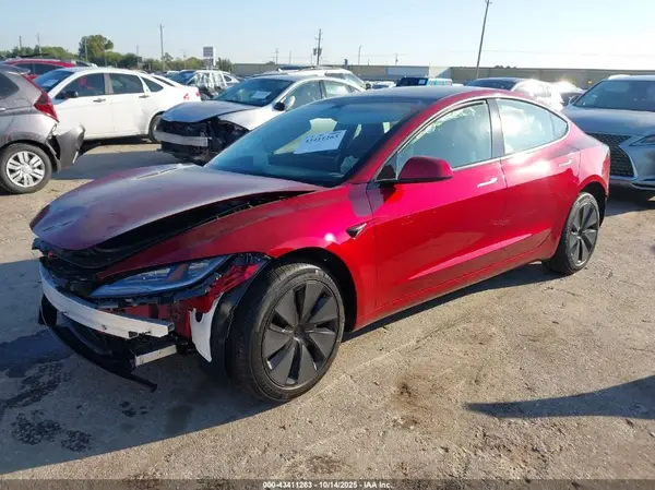 5YJ3E1EA7SF077975 2025 TESLA MODEL 3 - Image 2