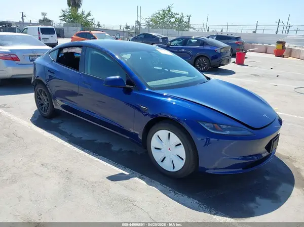 5YJ3E1EA7SF081444 2025 TESLA MODEL 3 - Image 1