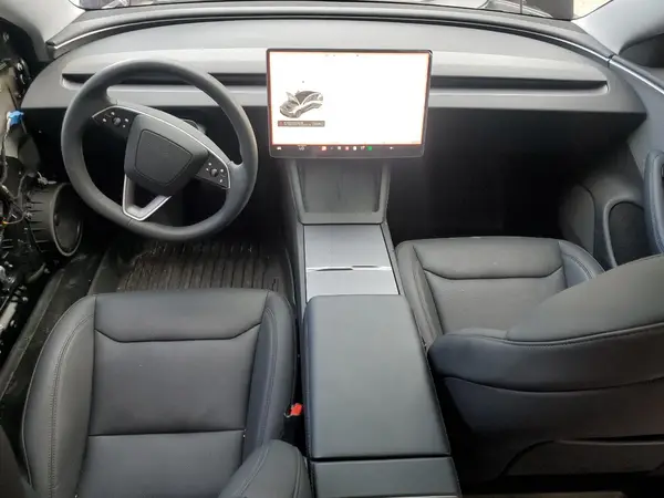 5YJ3E1EA7SF878678 2025 TESLA MODEL 3 - Image 8