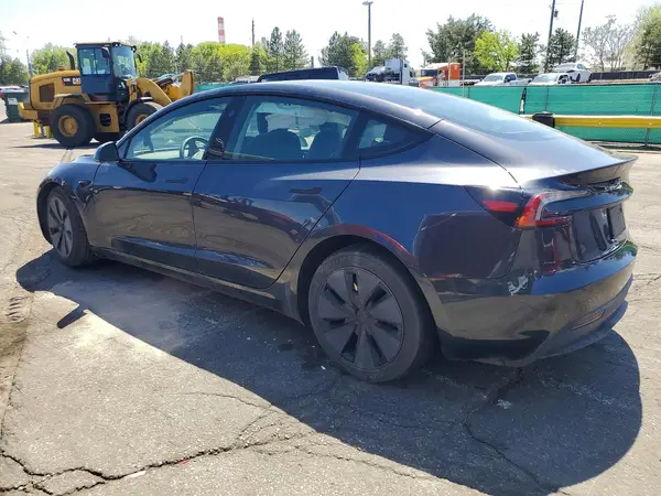5YJ3E1EA7SF880124 2025 TESLA MODEL 3 - Image 2