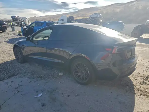 5YJ3E1EA7SF883007 2025 TESLA MODEL 3 - Image 2