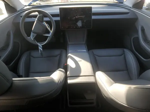 5YJ3E1EA7SF890930 2025 TESLA MODEL 3 - Image 8