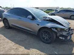 5YJ3E1EA7SF891009 2025 TESLA MODEL 3