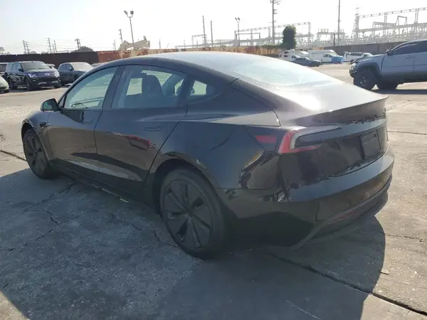 5YJ3E1EA7SF891804 2025 TESLA MODEL 3 - Image 2