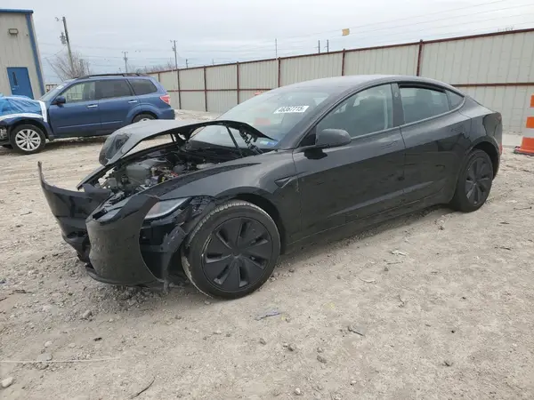 5YJ3E1EA7SF908617 2025 TESLA MODEL 3 - Image 1