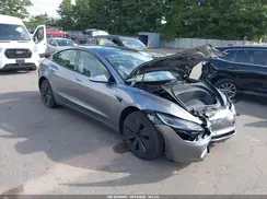 5YJ3E1EA7SF908956 2025 TESLA MODEL 3