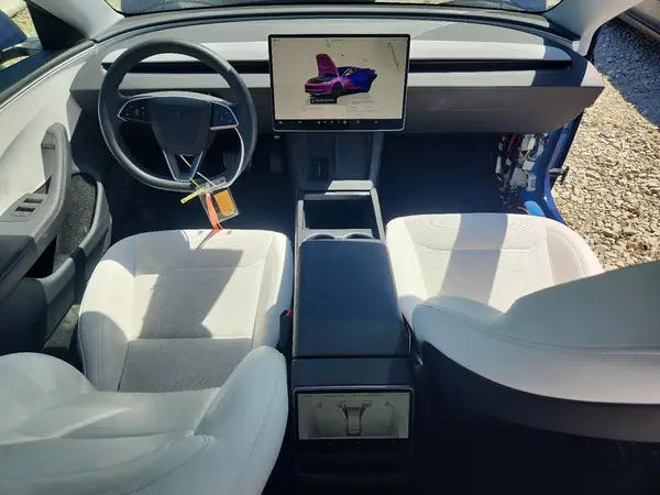 5YJ3E1EA7SF920962 2025 TESLA MODEL 3 - Image 8