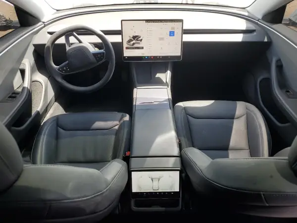 5YJ3E1EA7SF922100 2025 TESLA MODEL 3 - Image 8
