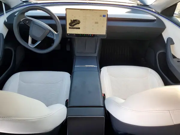 5YJ3E1EA7SF938443 2025 TESLA MODEL 3 - Image 8