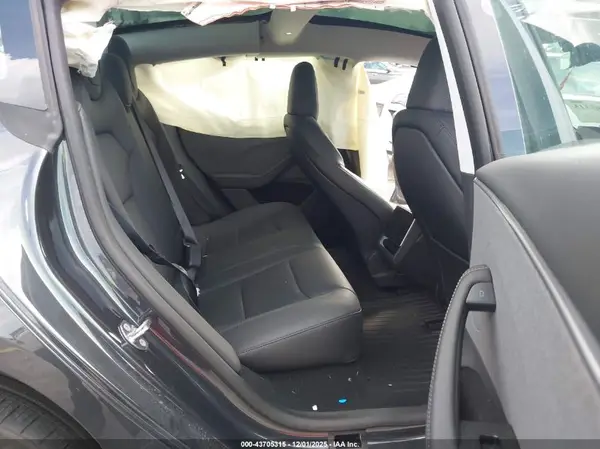 5YJ3E1EA7SF950530 2025 TESLA MODEL 3 - Image 8