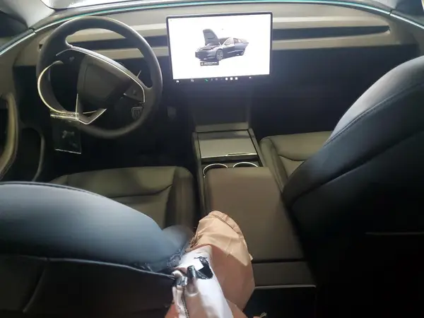 5YJ3E1EA7SF951290 2025 TESLA MODEL 3 - Image 8