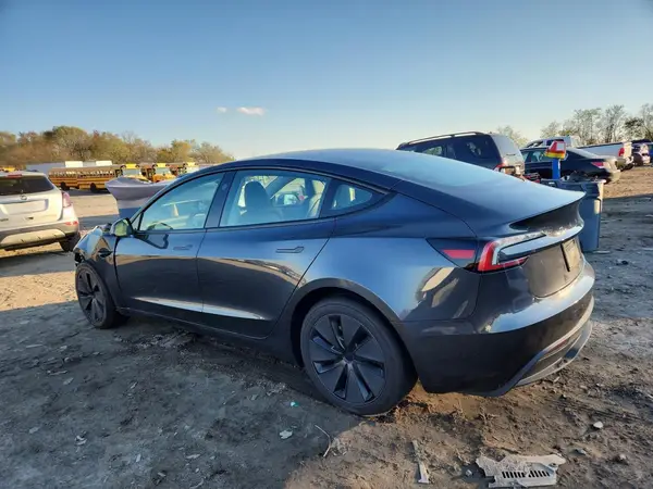 5YJ3E1EA7SF970292 2025 TESLA MODEL 3 - Image 2