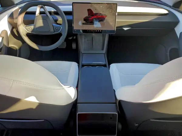 5YJ3E1EA7SF977078 2025 TESLA MODEL 3 - Image 8