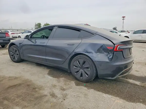 5YJ3E1EA7SF977761 2025 TESLA MODEL 3 - Image 2