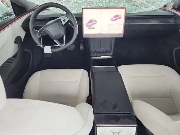 5YJ3E1EA7SF979879 2025 TESLA MODEL 3 - Image 8