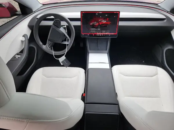 5YJ3E1EA7SF980448 2025 TESLA MODEL 3 - Image 8