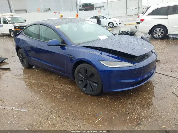 5YJ3E1EA7SF997945 2025 TESLA MODEL 3 - Image 1