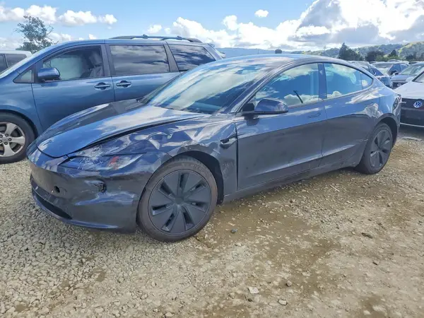 5YJ3E1EA7TF131308 2026 TESLA MODEL 3 - Image 1