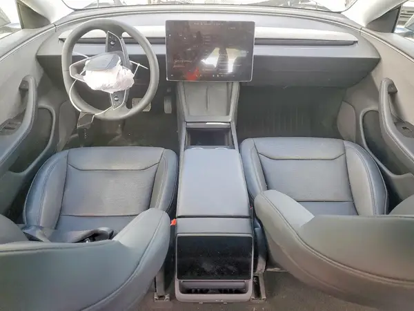 5YJ3E1EA7TF131308 2026 TESLA MODEL 3 - Image 8