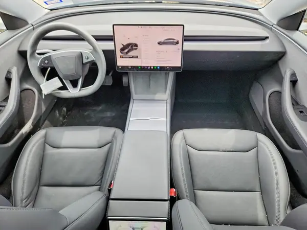5YJ3E1EA7TF135570 2026 TESLA MODEL 3 - Image 8
