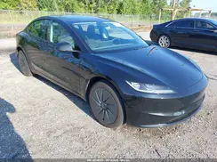 5YJ3E1EA7TF144852 2026 TESLA MODEL 3