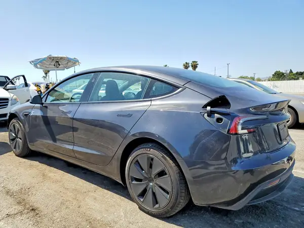 5YJ3E1EA7TF145970 2026 TESLA MODEL 3 - Image 2