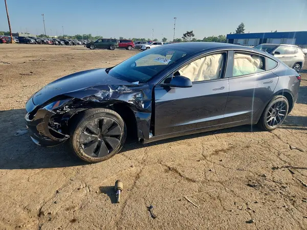 5YJ3E1EA7TF163479 2026 TESLA MODEL 3 - Image 1