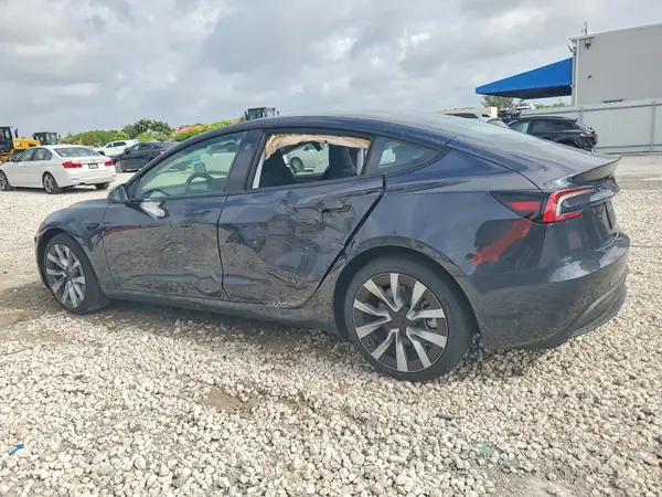 5YJ3E1EA7TF167208 2026 TESLA MODEL 3 - Image 2